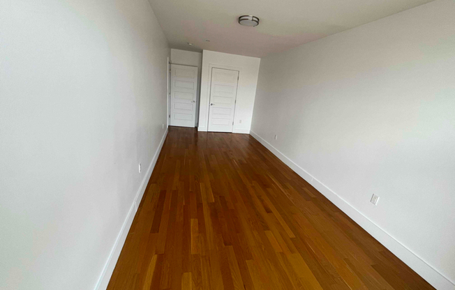 9002 QUEENS BLVD