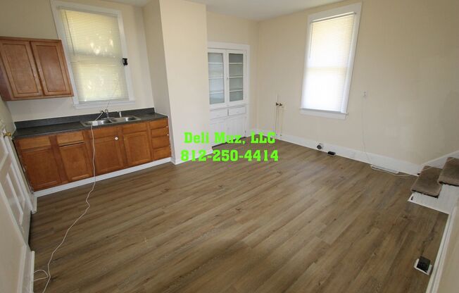 3 beds, 1 bath, $770