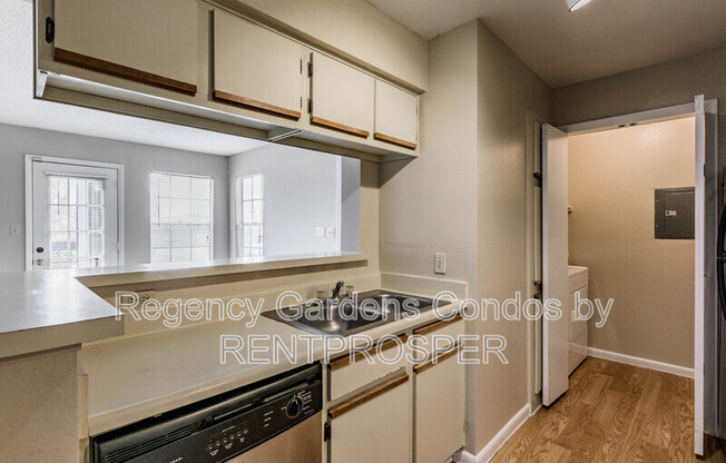 4225 Thornbriar Lane O101