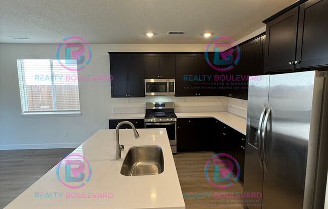 1/2 Month Free! Modern Elegance in the Heart of Carson City- 3-Bedroom Home
