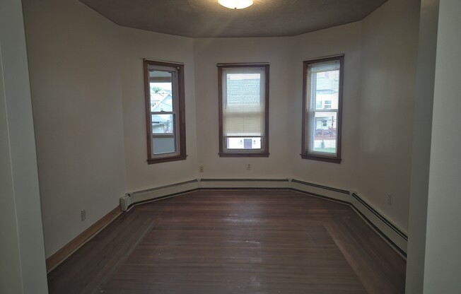 105 3 ST