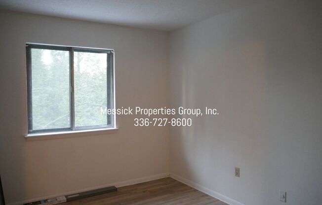 2 beds, 2 baths, $1,400, Unit # 101 C