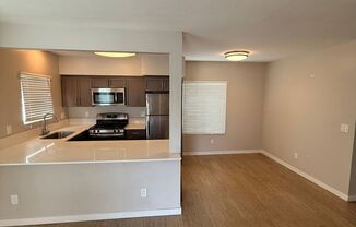 4657 Felton