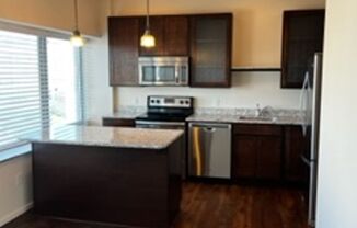 1 bed, 1 bath, 611 sqft, $1,145, Unit 720