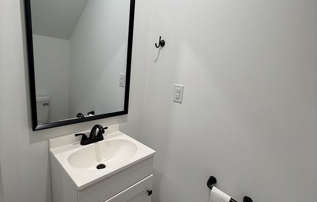 3 beds, 2.5 baths, 1,366 sqft, $1,499, Unit 1398