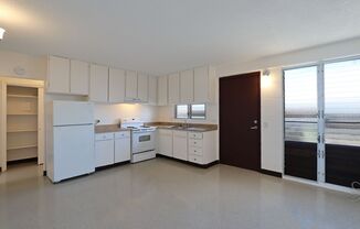 2 beds, 1 bath, $1,250, Unit 230