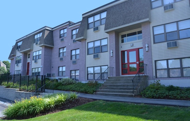 Find Your New Home in Stoughton