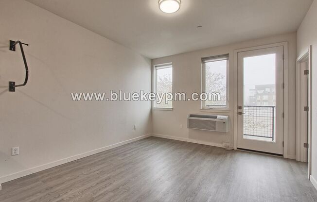 1 bed, 1 bath, 575 sqft, $1,550, Unit ORYA1515-201