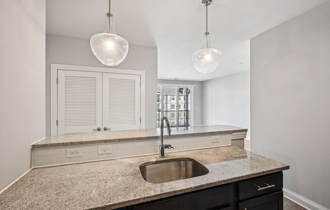 2 beds, 2 baths, 1,195 sqft, $3,526, Unit 1412