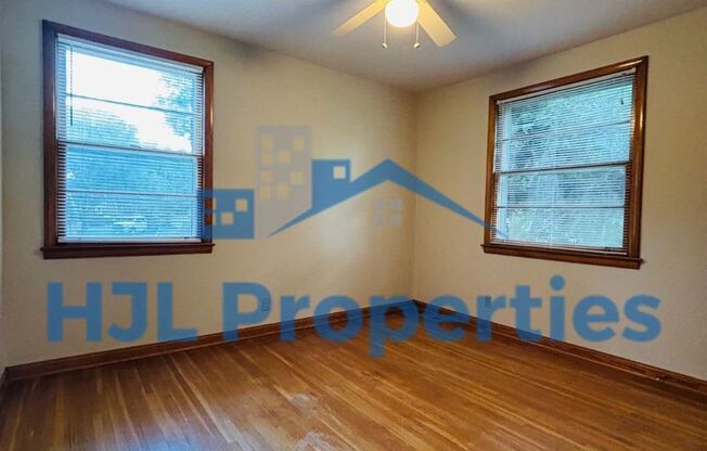 Beautiful Large Home in Donelson!