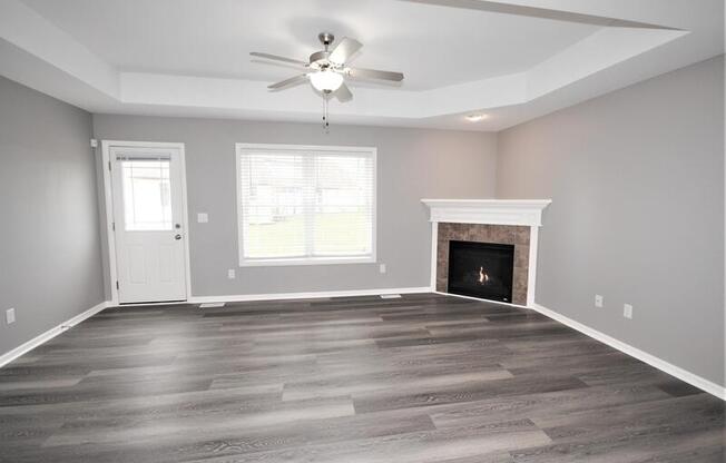 4821 E HIGHLAND PKWY