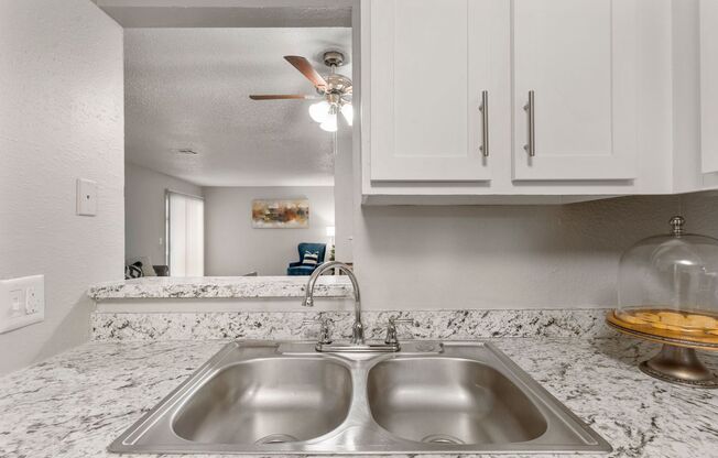 2 beds, 1.5 baths, 1,000 sqft, $1,099, Unit 65B