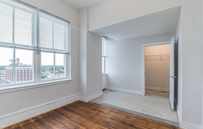 2 beds, 2 baths, 806 sqft, $1,725, Unit Unit 805