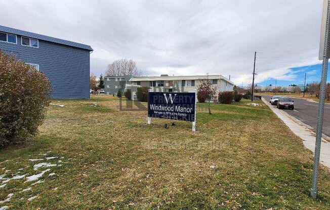 1 bed, 1 bath, 605 sqft, $895, Unit F301