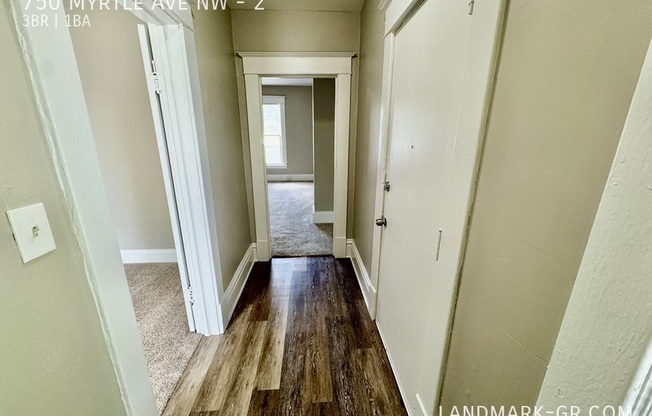 750 MYRTLE AVE NW