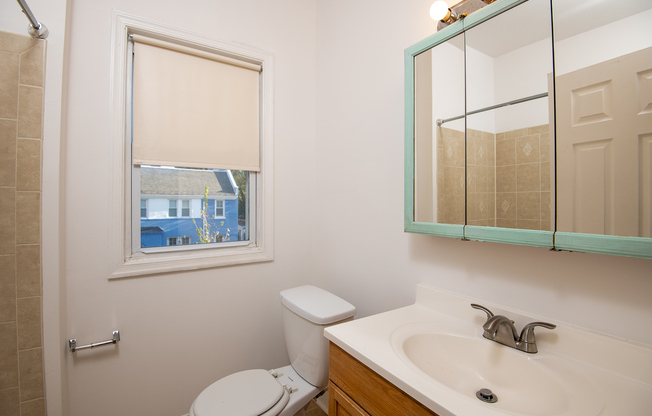 1668 TRINIDAD AVE NE