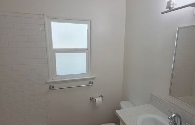 1 bed, 1 bath, $1,550, Unit 7