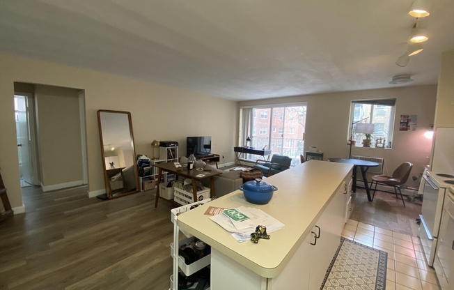 123 Sewall Ave.