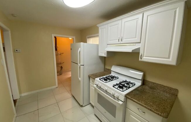 3021 U Street #B - Sacramento 95817