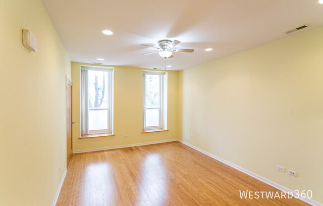 1546 N MOHAWK