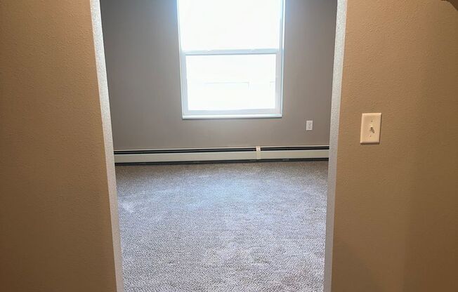 1 bed, 1 bath, 671 sqft, $1,120, Unit 103