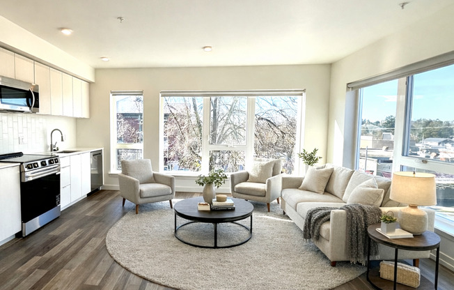 1 bed, 1 bath, 434 sqft, $2,445, Unit 305