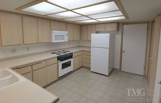 3 beds, 2.5 baths, 1,530 sqft, $2,295, Unit A