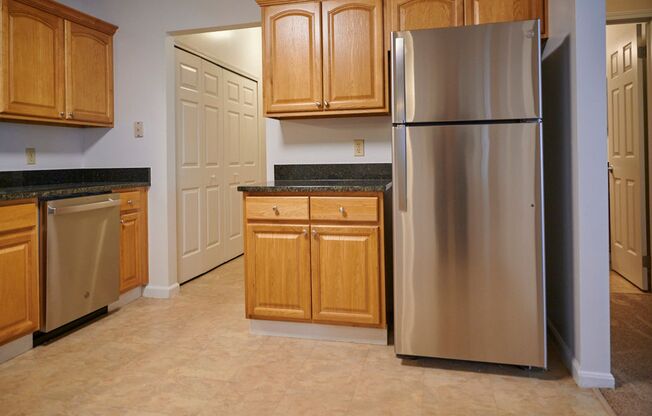 2 beds, 2 baths, 1,556 sqft, $2,275, Unit 7226