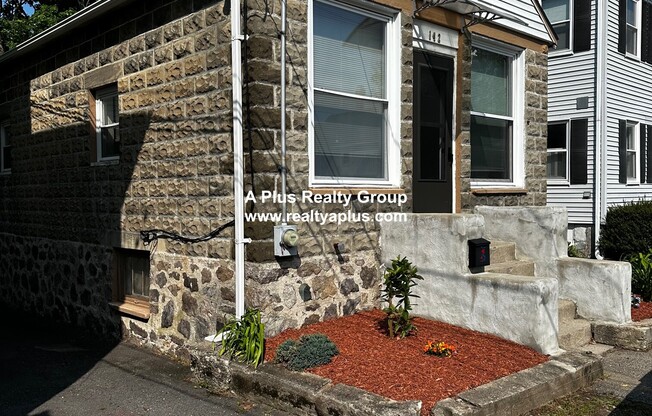 142 HARDING TER