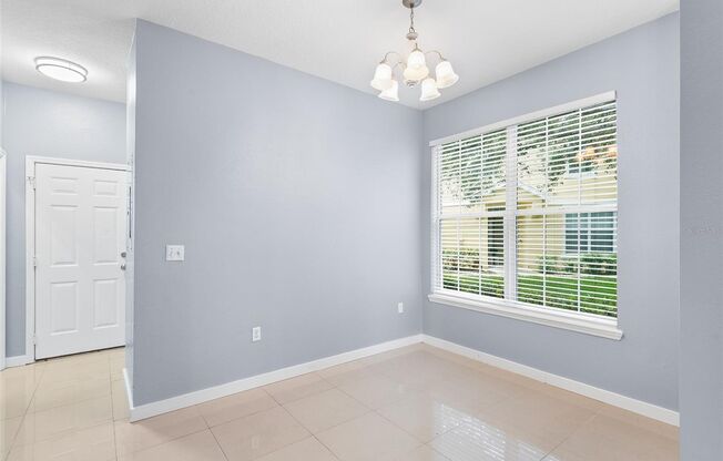 RIVERVIEW TOWNHOME FOR RENT!!
