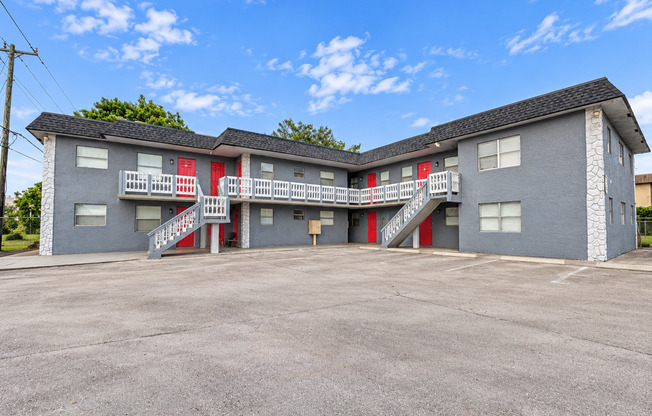 5831 SW 36 Ct