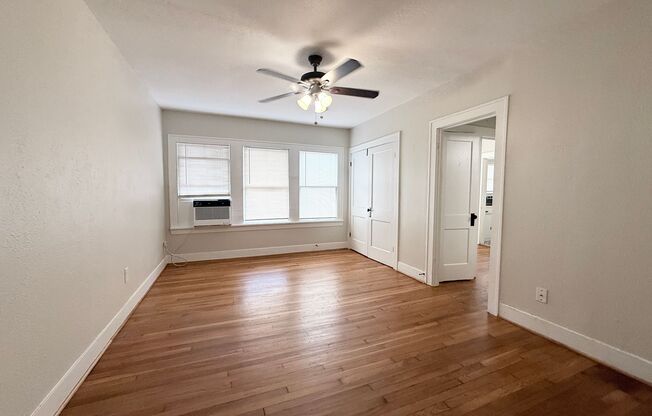 1 bed, 1 bath, $1,095, Unit B3614