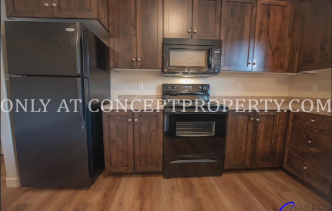 2 beds, 2 baths, 1,077 sqft, $1,450, Unit 232