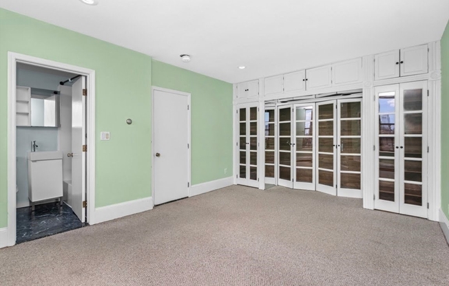 1 bed, 1 bath, 600 sqft, $3,700, Unit 6E