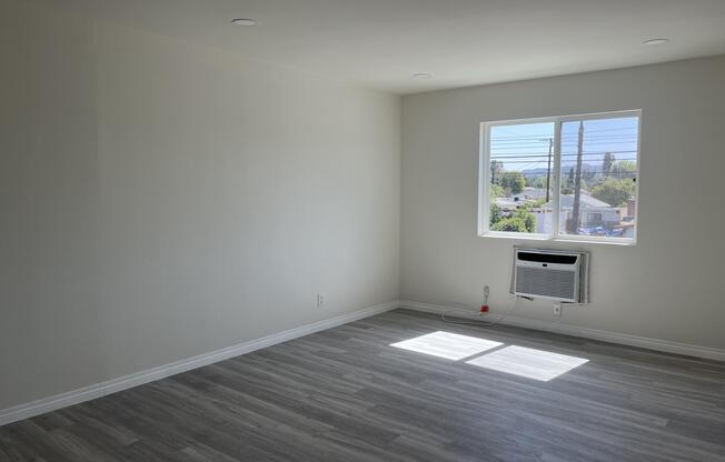 1 bed, 1 bath, 400 sqft, $1,695