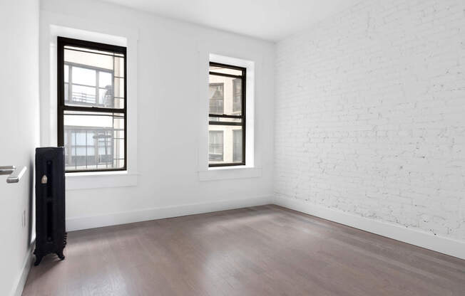 1392 MADISON AVE