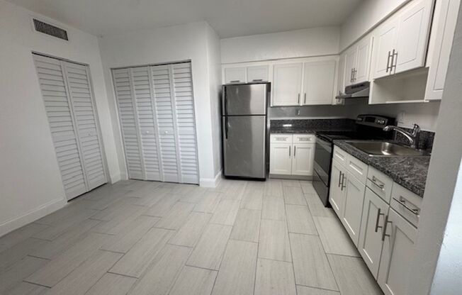 3720 SW 59 Ave Davie, FL 33314