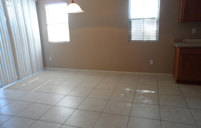 Beautiful 3bd/2ba Home in Gated Community