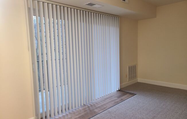 2 beds, 2 baths, 1,000 sqft, $1,990, Unit 14233 #103