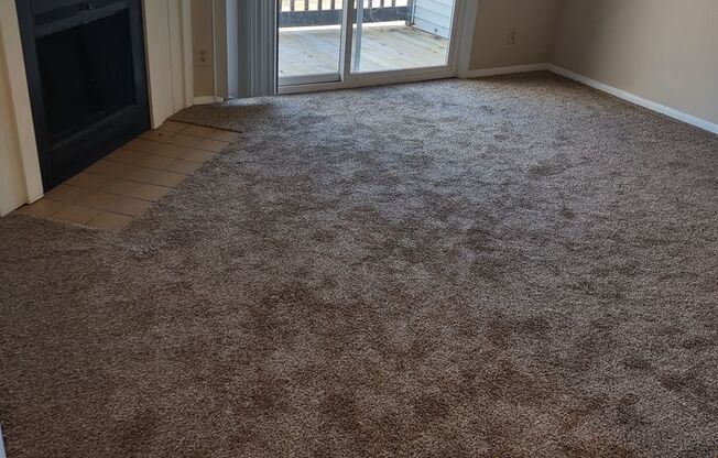 2 beds, 1.5 baths, 900 sqft, $959, Unit 3127G