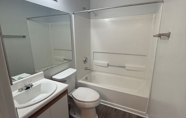 $120 OFF YOUR FIRST FULL MONTH'S RENT!!!