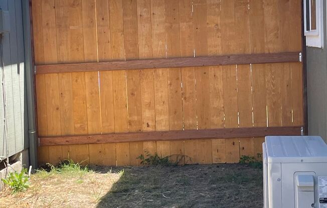 2 beds, 1 bath, 800 sqft, $1,400, Unit Mar1964