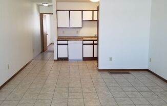 1 bed, 1 bath, $735, Unit 12