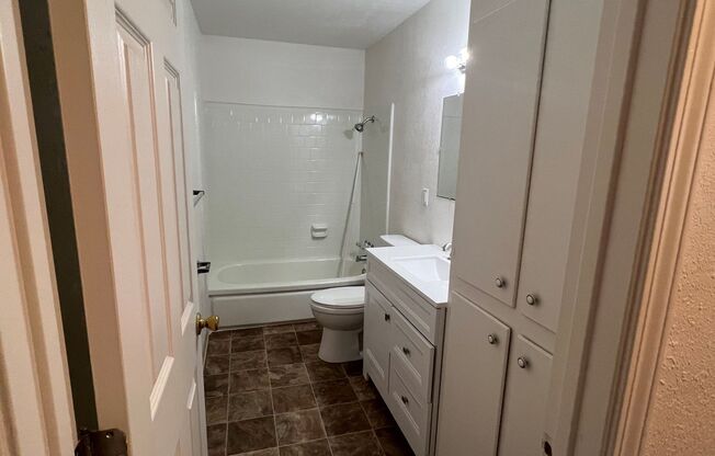 Pomona Avenue 501/503 - CM