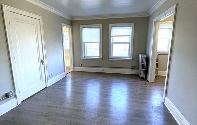 Studio, 1 bath, $800, Unit 920-11
