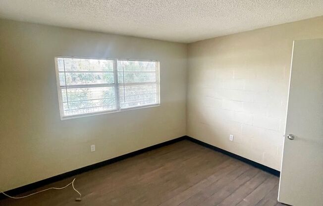 Tall Oaks Apartments