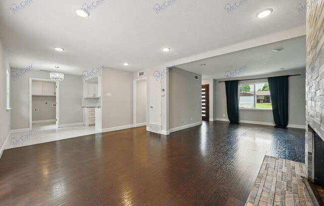 441 SALEM DR