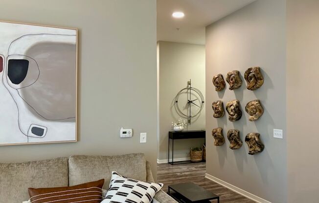 3 beds, 2.5 baths, 1,431 sqft, $2,750, Unit 515