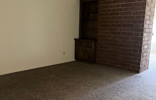 2010p -190- 7405 Quailwood Dr. MG