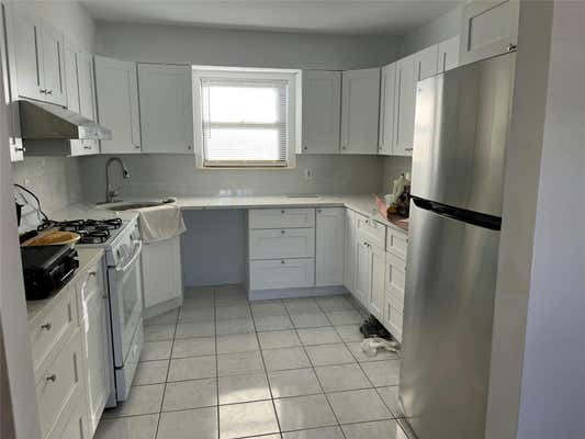 3 beds, 2 baths, 1,248 sqft, $2,900, Unit # FLOOR